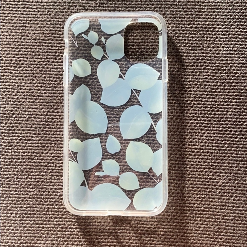 iPhone 11 case - Picture 2 of 2